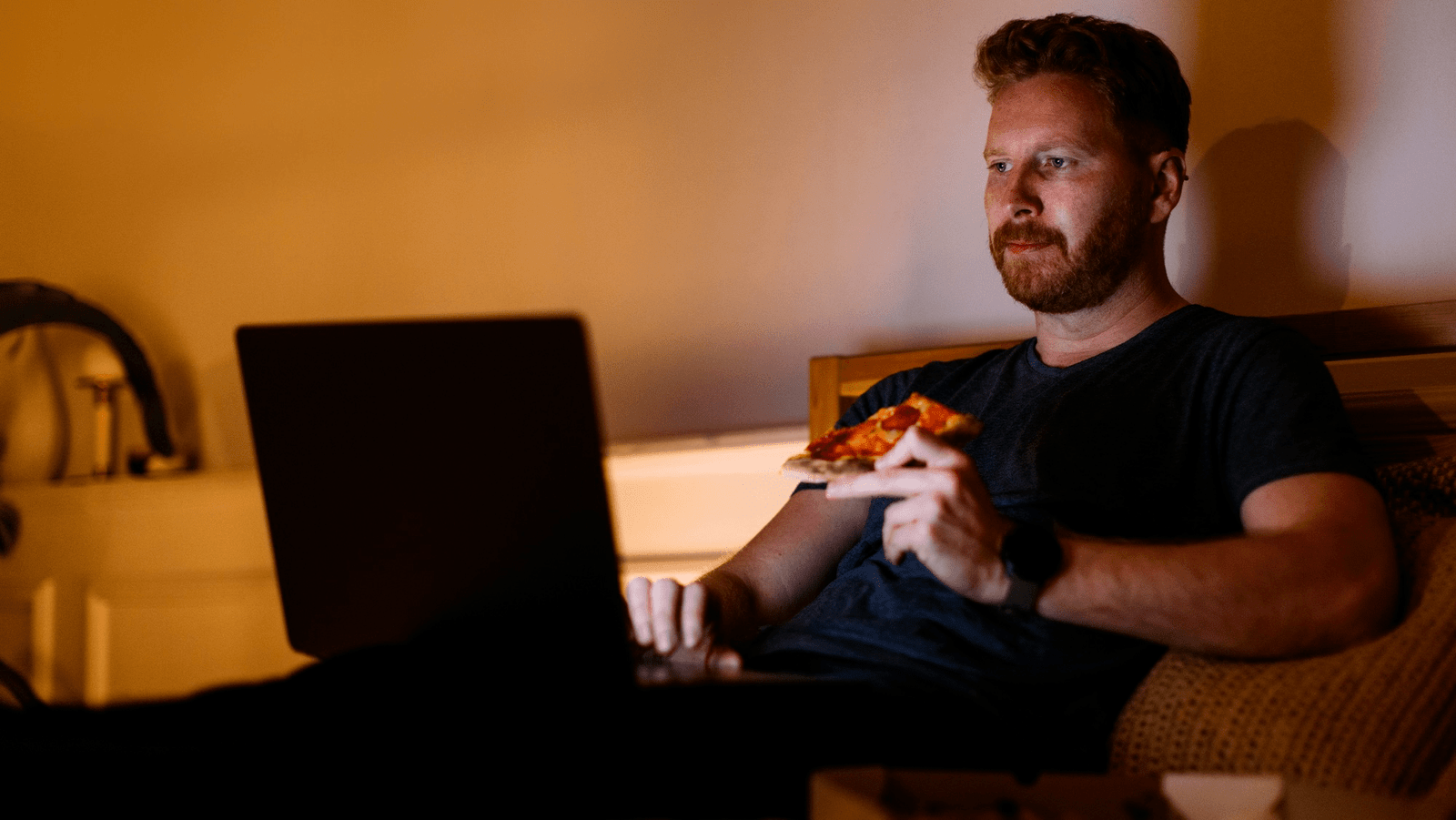 Does Eating Late at Night Affect Weight Loss?