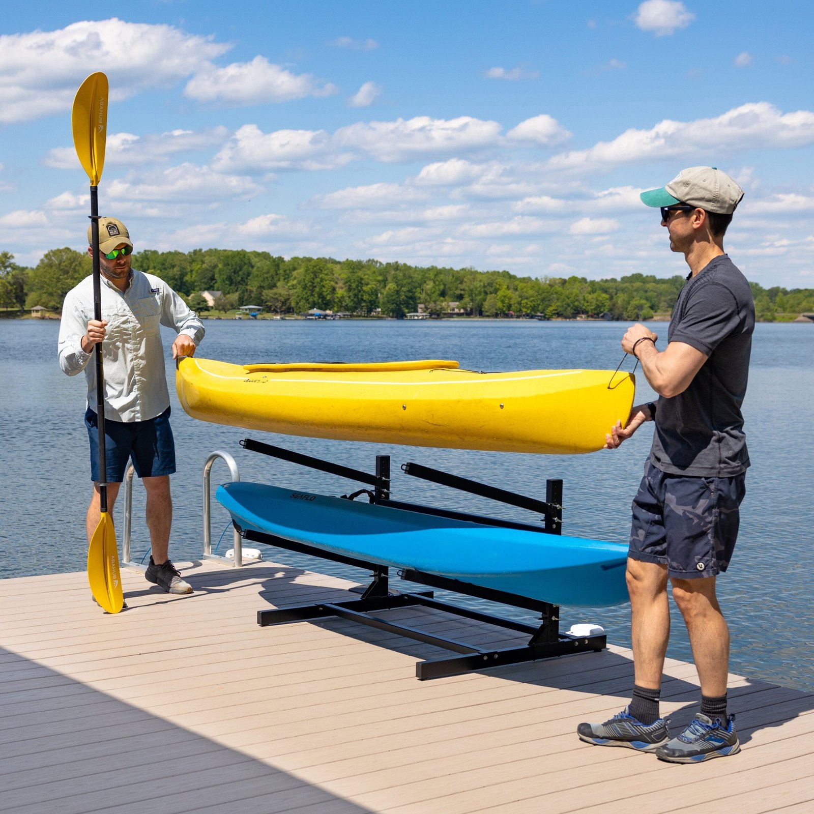 How to Keep Kayak Straight