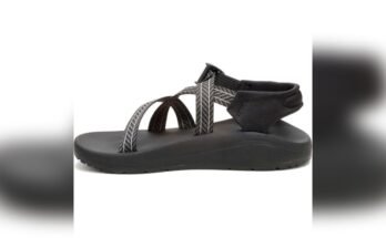 Best Chacos For Hiking