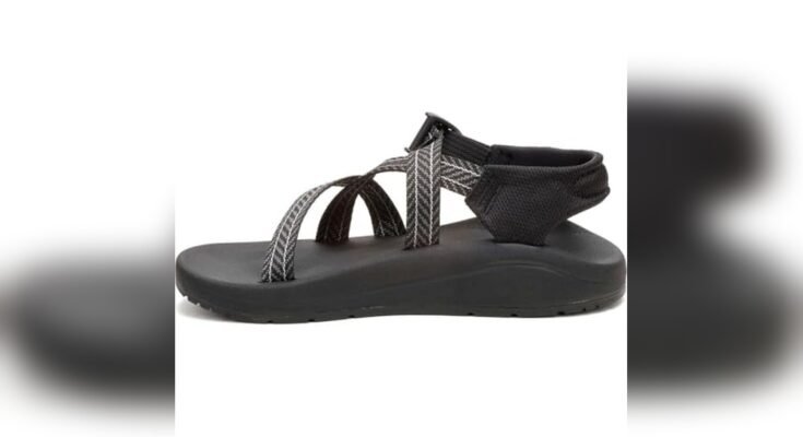 Best Chacos For Hiking