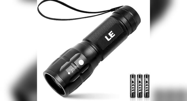 Best Flashlight For Camping