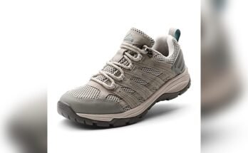 Best Lightweight Hiking Shoes For Women