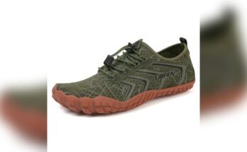 Best Shoes For Kayak Fishing