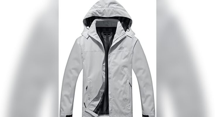 Best Waterproof Coat For Hiking