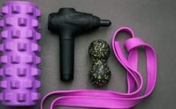 What is the Difference between Massage Guns And Foam Rollers?