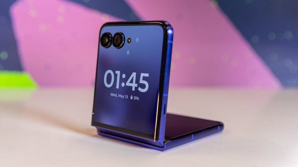 Motorola Razr+ vs Best Foldable Phones 2026: Ultimate Showdown ...